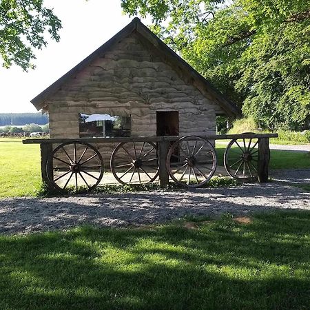 Very Spacious House With Sauna Spa And Countryside Views Gouvy Extérieur photo