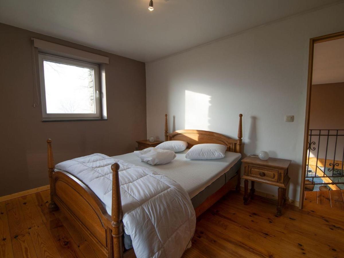 Very Spacious House With Sauna Spa And Countryside Views Gouvy Extérieur photo