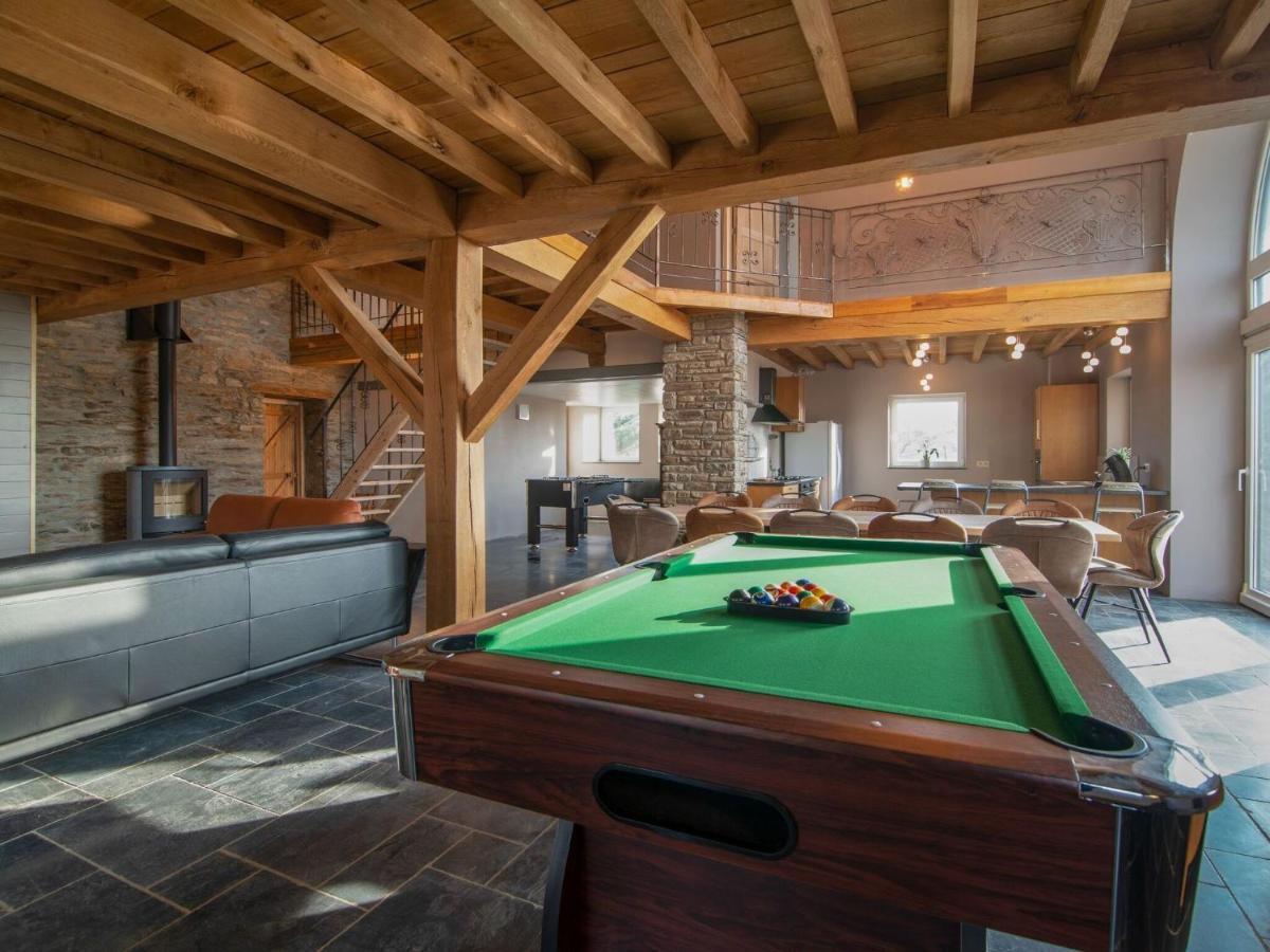 Very Spacious House With Sauna Spa And Countryside Views Gouvy Extérieur photo