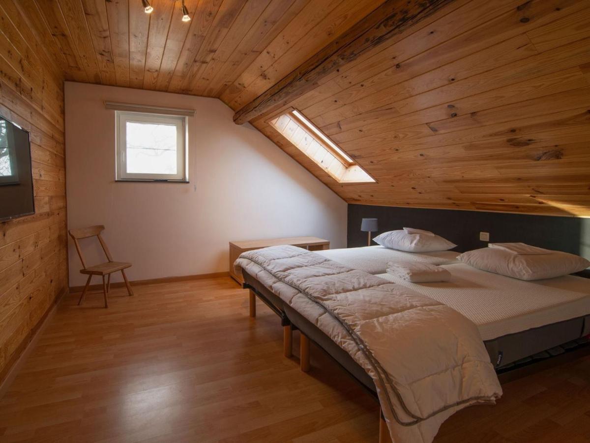 Very Spacious House With Sauna Spa And Countryside Views Gouvy Extérieur photo